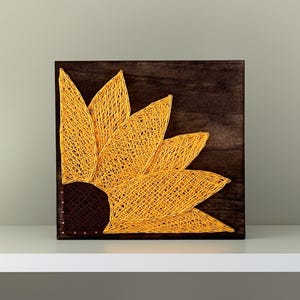 Sunflower String Art - Floral Decor - Seasonal Decor - Summer Flowers