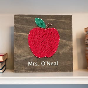 Apple String Art - Teacher&#39;s Gift - Teacher Appreciation Gift - Teacher Christmas Gift - End of Year Teacher Gift - Custom String Art