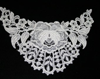 Venise Lace Front Yoke