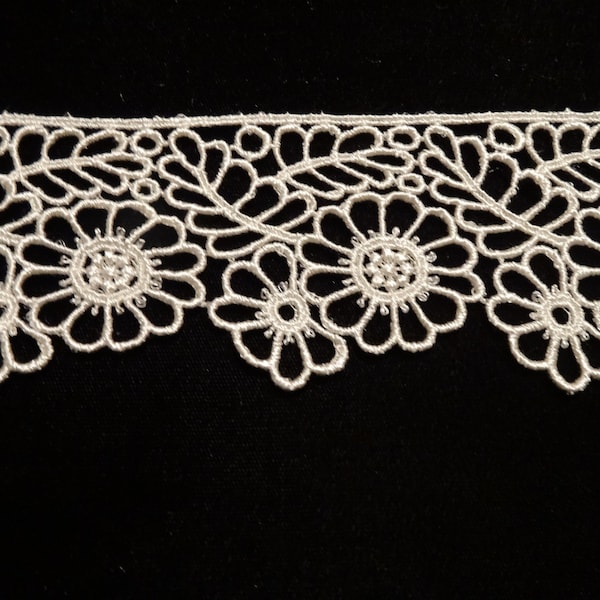 Floral Venise Lace Trim