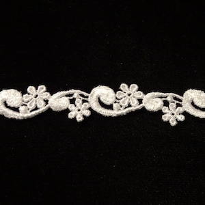 Thin Daisy Venise Lace