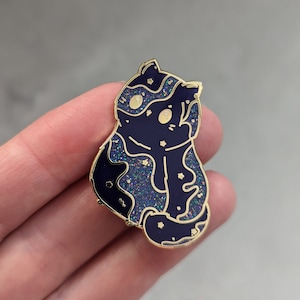 Space Cat Hard Enamel Pin, Kitty Pin, Cute Cat, Cosmic, Stars, Space, Celestial, Animal Pin, Glitter Enamel Pin, Gold, Cute Pin