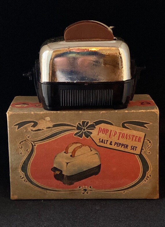 Art & Collectibles Figurines & Knick Knacks Vintage toaster salt and pepper set Collectibles