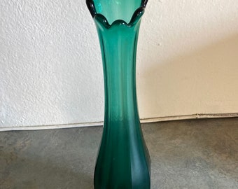 Vintage Turquoise Art Glass Vase, Ruffled top, 12 inches, Beautiful!