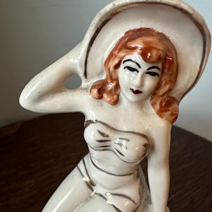 Vintage Pinup Porcelain Girl, Ceramic, Cheesecake,  Glamour Girl. Circa 1940&#39;s, 5 1/4 H