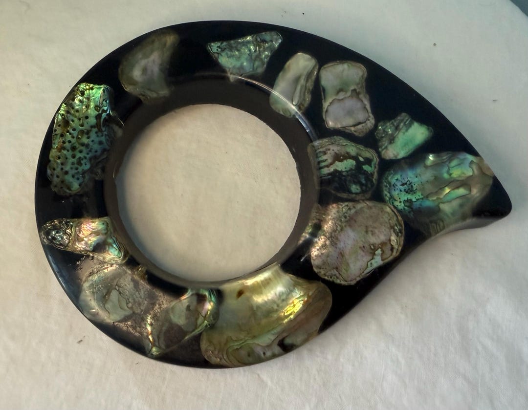 Vintage 6 1/2 Inches Lucite Acrylic Footed Trivet, Shells, Round Mid ...