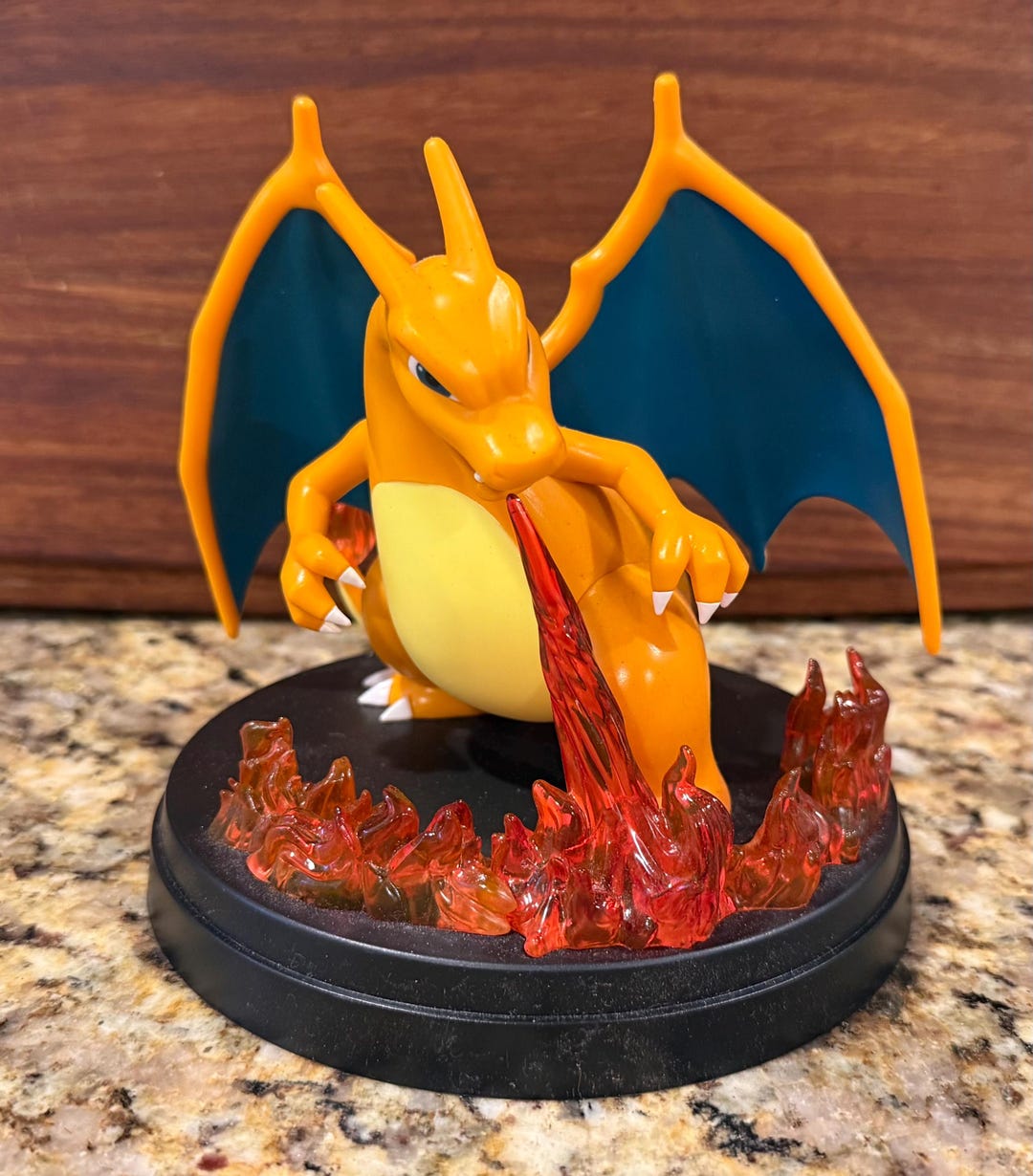 Charizard Collection Box Statue Pokemon TCG Charizard Ex Super Premium Collection Box Figure Statue ...