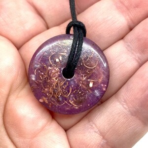 Harz Amethyst / Herkimer Diamant Orgonit Donut Anhänger