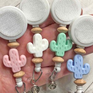 Cactus Badge Reel: Interchangeable Topper with Wood Beads
