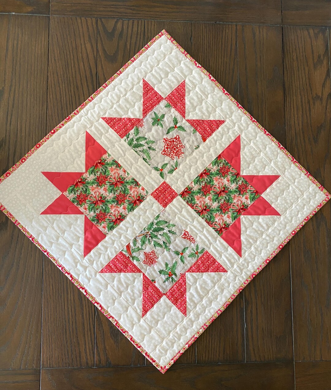 Christmas Shadow Quilted Table Topper NCU0NTD571