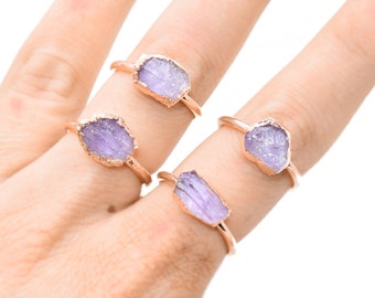 Raw LILAC AMETHYST Ring // crystal ring/ Lilac Amethyst ring / FEBRUARY Birthstone / Amethyst ring / Rare Amethyst / Pastel Amethyst