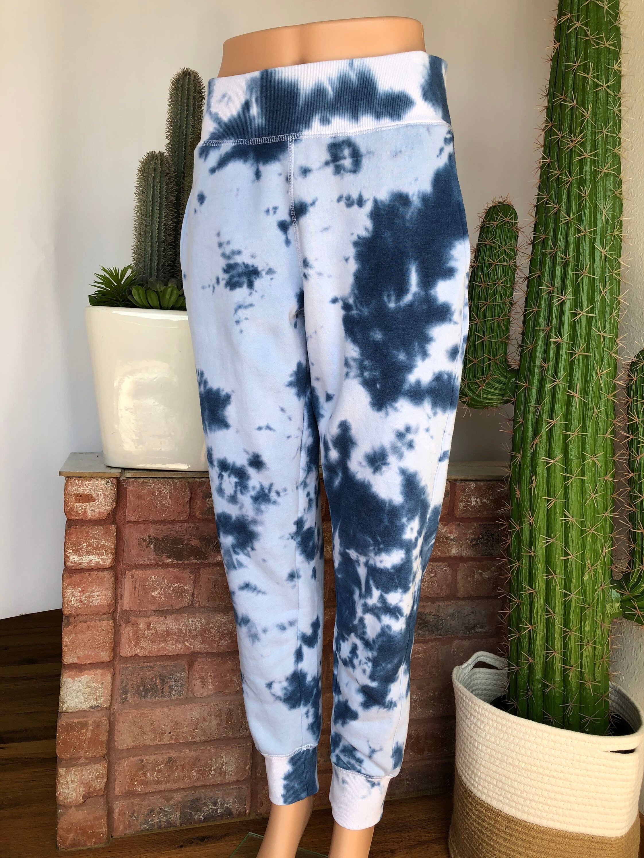 INDIGO Tie Dye Jogger Sweatpants/ Tie Dye / High Waist Sweatpants / Hand Dyed sweatpants