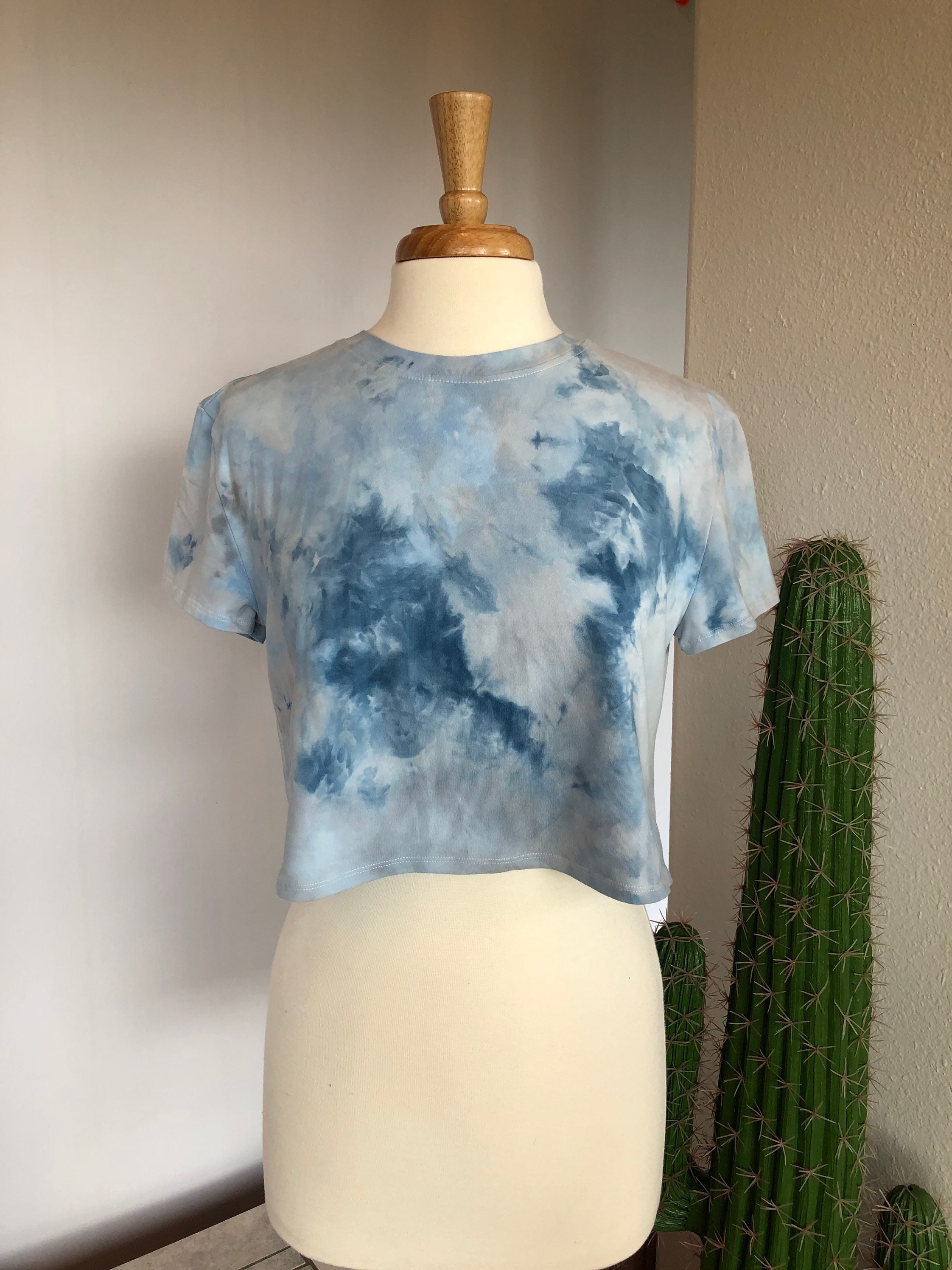BLUE TIDE Ice Dye Boxy CRoP Top / Tie Dye / Cropped T-Shirt / Hand Dyed ...
