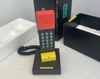 Ettore Sottsass Enorme Telephone Memphis Design