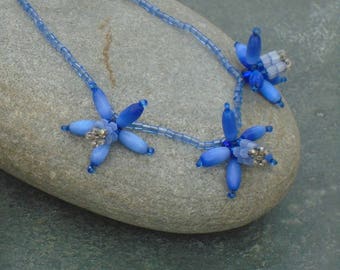Five Columbine Flowers Choker Handmade Jade Necklace Five Columbine Flowers Choker Handmade Jade Necklace