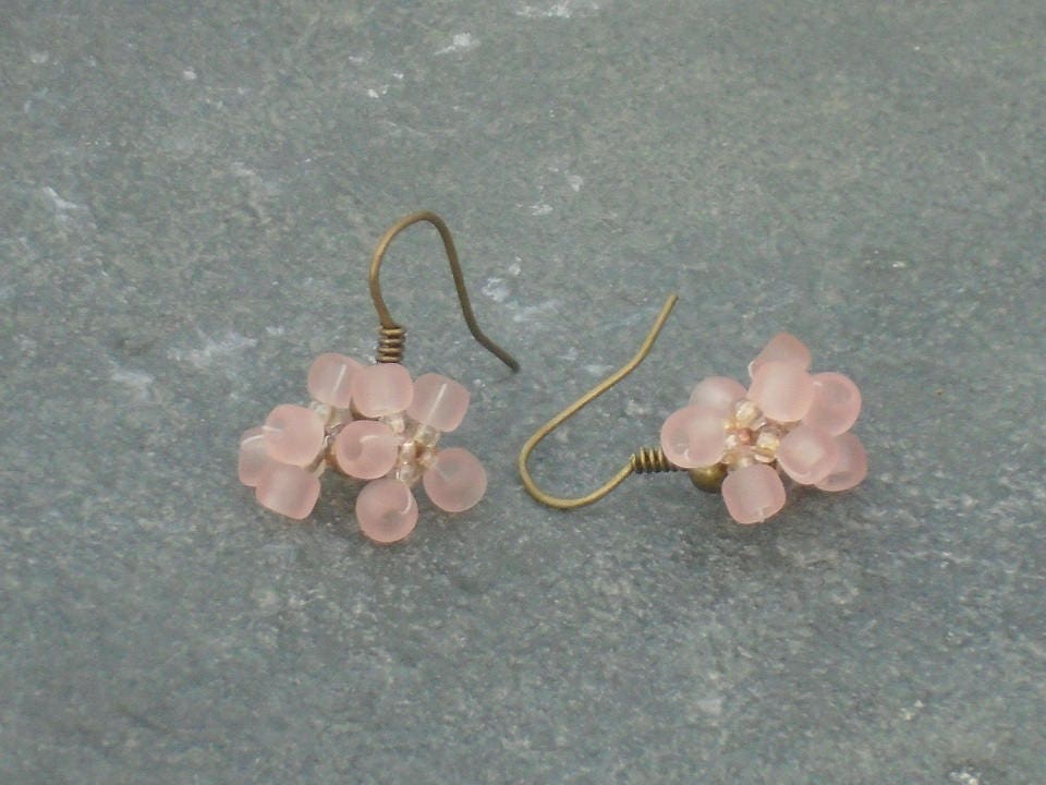 Quince Blossom Earrings Seed Bead Flower Earrings in Pink | Etsy UK