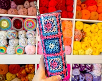 Pink Granny Square Tumbler, Yarn Cup, Yarn Tumbler, Crochet Tumbler, Crochet Lover Cup, Crocheter Gift, Yarn Lover Gift, 20oz Yarn Tumbler
