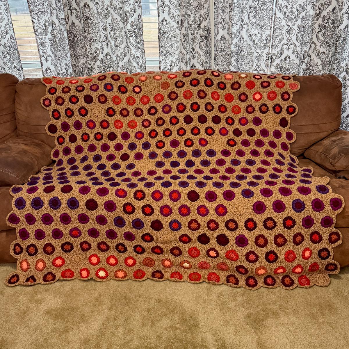28 Crochet Temperature Blanket Patterns with Squares, Stripes, Hexagons 15 Hexagon Temperature Blanket Crochet Pattern & Color Chart