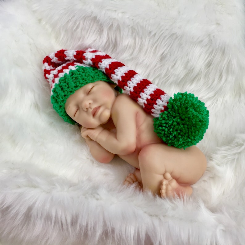 Newborn Elf Hat Crochet Pattern, Christmas Crochet, Crochet PDF Pattern, Downloadable PDF Pattern, Crochet Pattern, Free Crochet Pattern image 3