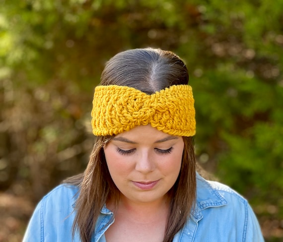 Alpine Twist Headband Crochet Pattern, Crochet PDF Pattern  display picture 3