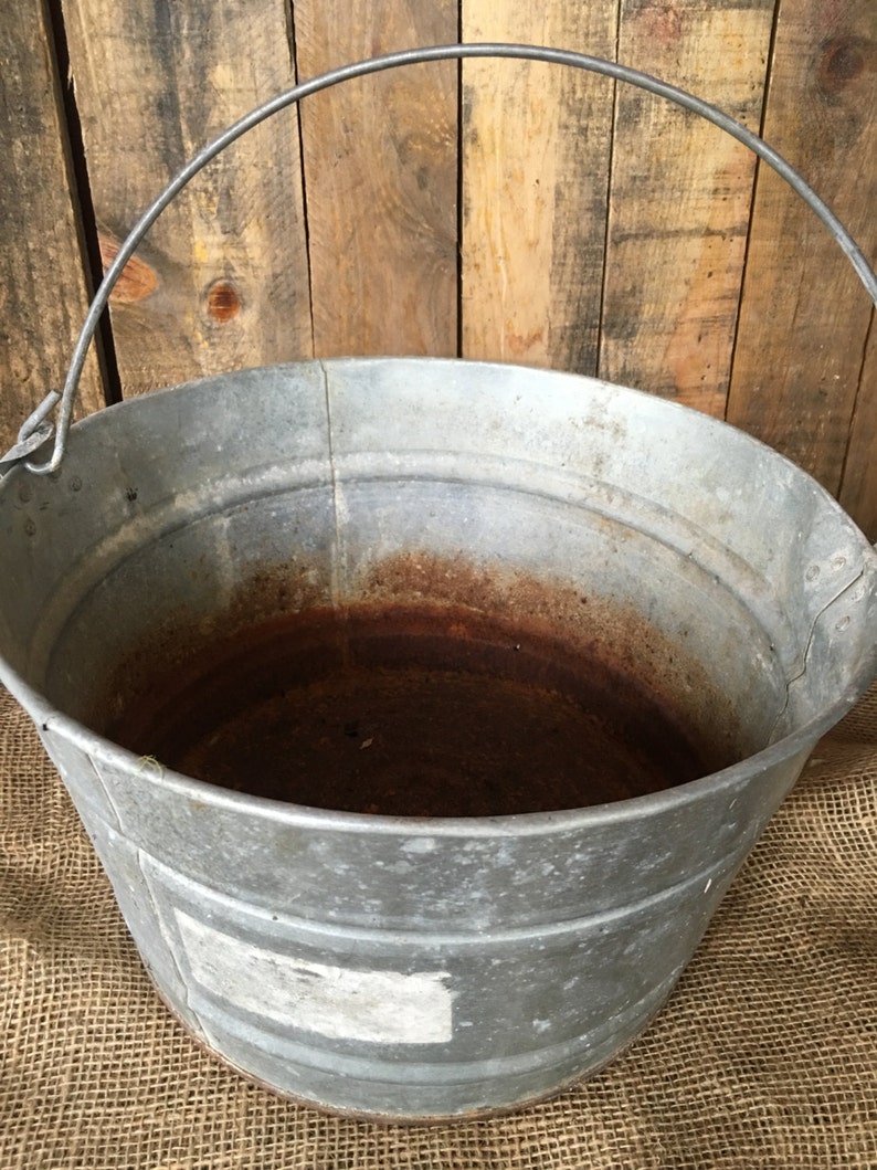 Vintage Wash Bucket Tub Flower Pot Farmhouse Decor Wall Hanging