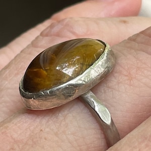 Tigers eye and sterling silver ring