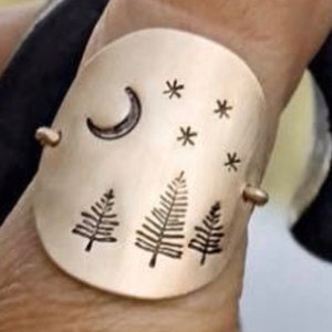 Copper ring with woodland scene
