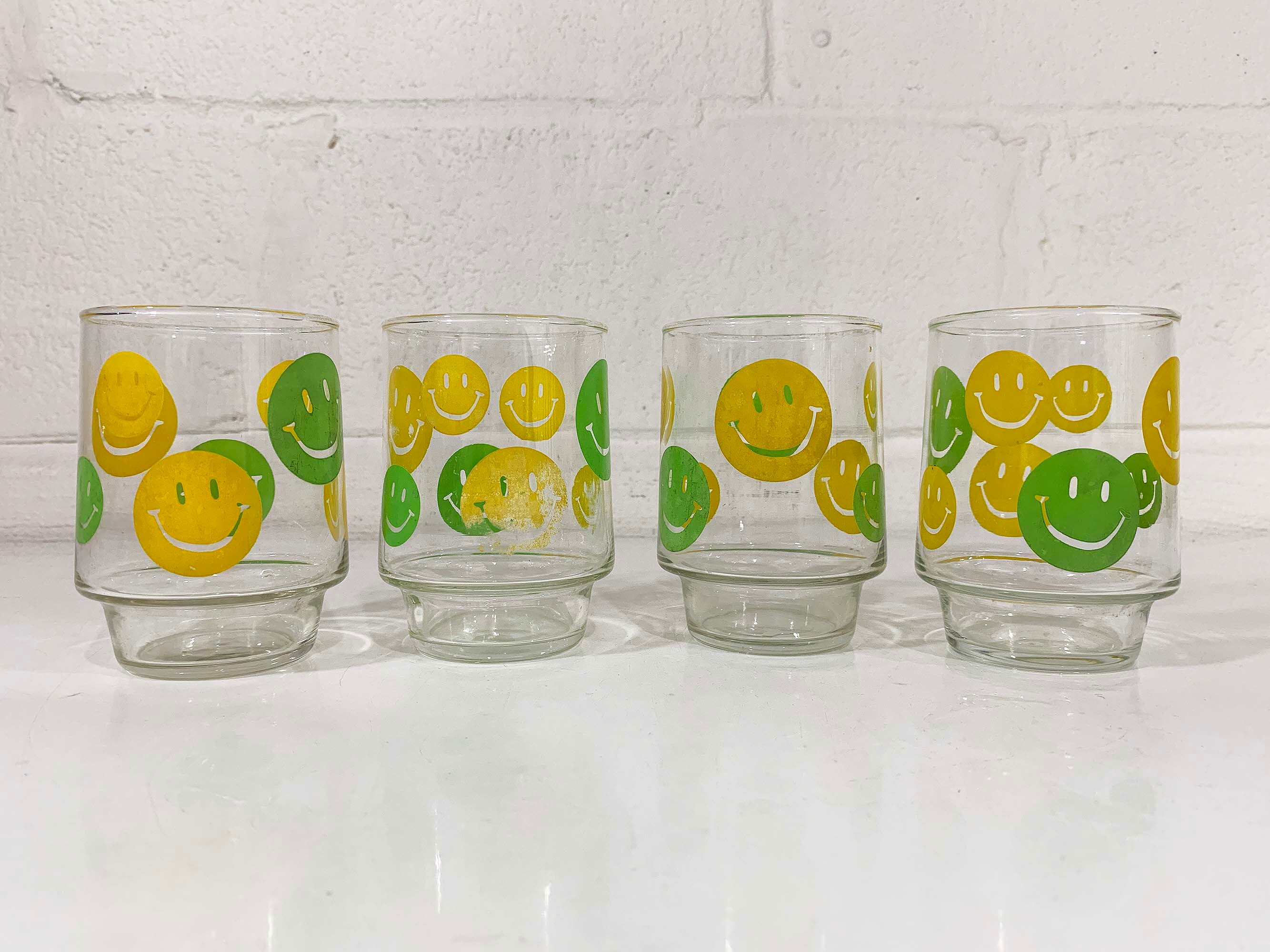 retro smiley face glass tumbler – Kathryn Grace Letters