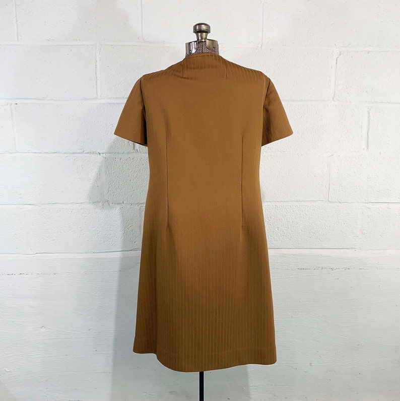 Vintage Brown Shift Dress 60s Mod Tan Coffee Teak 1960s Mini Mod Twiggy Short Sleeve Large XL image 8