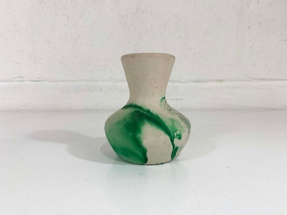 Vintage Nemadji Art Pottery Mini Vase Swirl Small USA Flower Green Swirl Vanity Seven Falls Colorado Beige 1970s