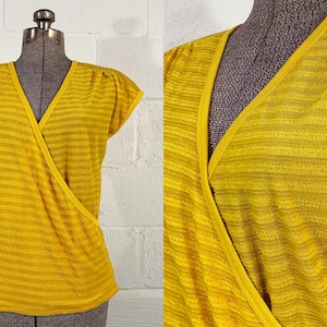 Vintage Yellow Wrap Top Mod 1970s Mustard Short Sleeve Shirt Blouse Ribbed Knit Small Medium