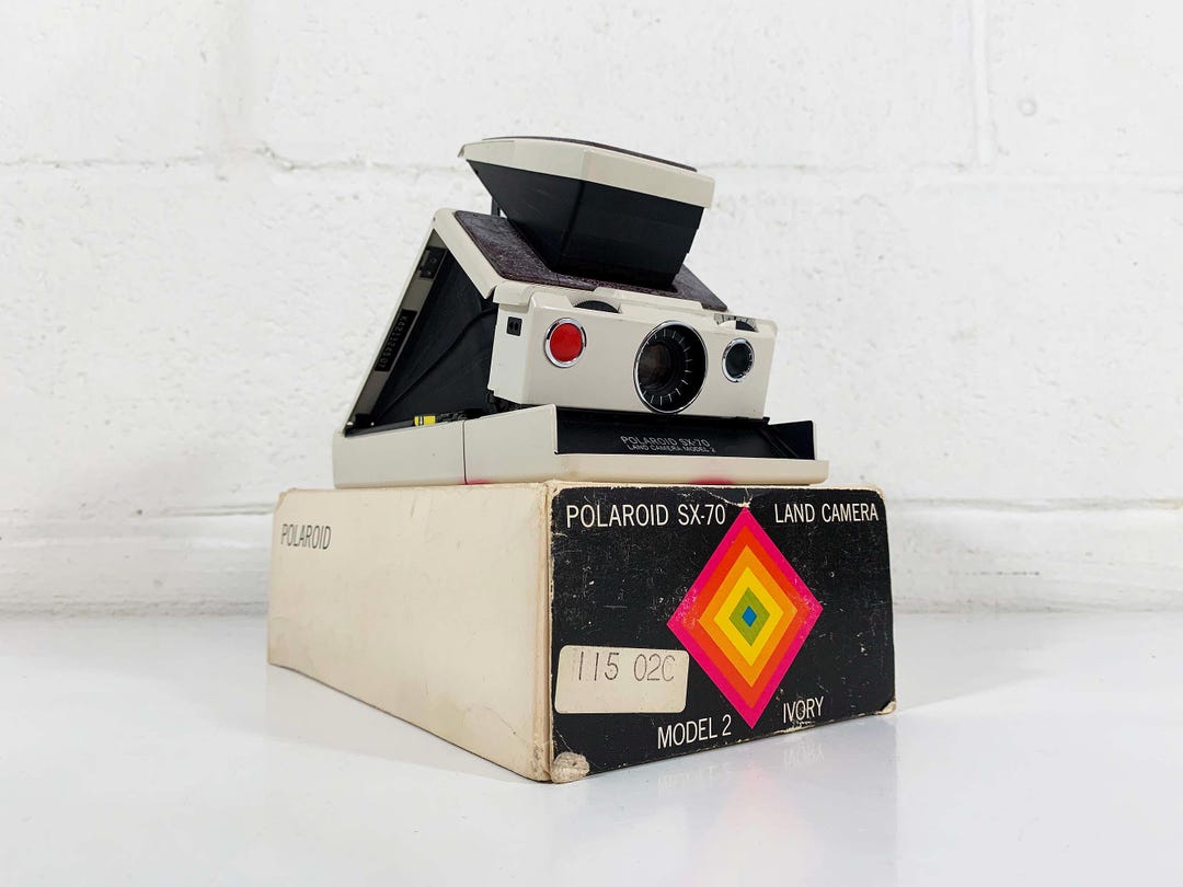 た*り様 Polaroid SX-70 Land Camera 動作未確認 81It0kFPq5L._UF350,350_QL50_.jpg
