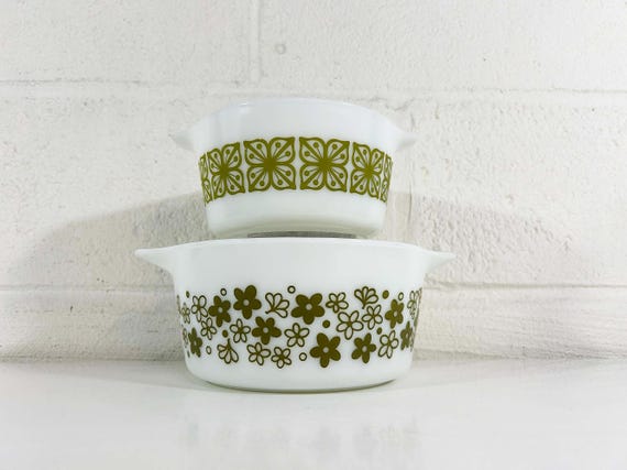 Vintage Mismatched Pyrex Casserole Dish Set of 2 Spring Blossom Green Dishes 474 473 474-B Glass Square Flowers Verde 1970s