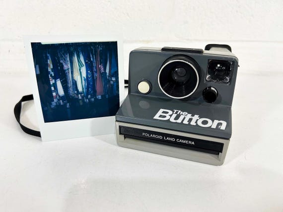 Vintage Polaroid The Button SX-70 Instant Film Photography Camera 1970s