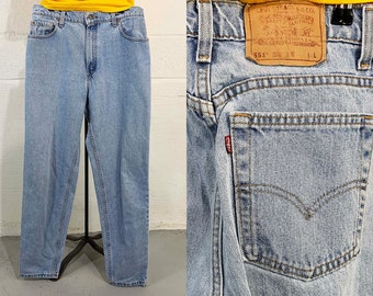 Vintage 551 Levi's Blue Jeans 32” Waist 31" Inseam Relaxed Fit Tapered Leg Denim USA 1980s 80s Pants Zip Fly Red Tab Size 14 Long Mom Jean