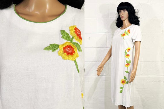 Vintage Embroidered Dress White Orange Green Floral 1960s Short Sleeve Shift Linen Mod Amy Adams 60s Small Medium
