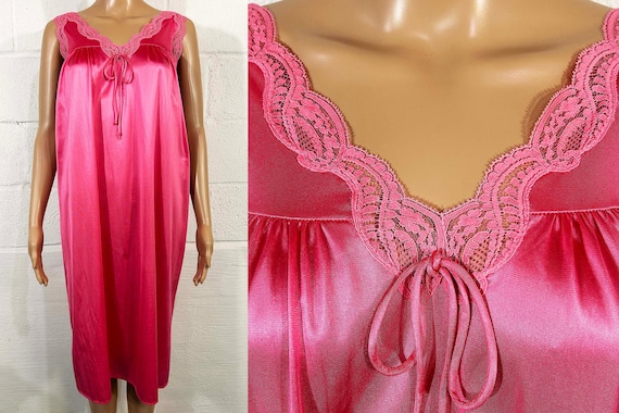 Vintage Barbie Pink Nightgown Lorraine Midi Nightie Lace Peignoir Pajamas PJ New Old Stock Deadstock 1970s Large