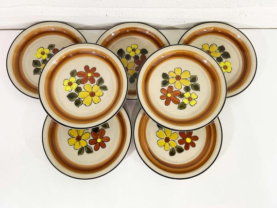 Vintage Plates Side Dessert Salad Plate Set of 7 Yellow Floral Mid Century Stoneware Daisy Vale JCPenney Dishwasher Safe Side Aesthetic 70s