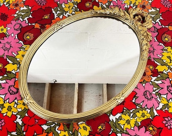 Vintage Syroco Oval Mirror Hollywood Regency Gold Plastic Frame Mid-Century Neoclassical Flowers Framed Wall Hanging 1980s