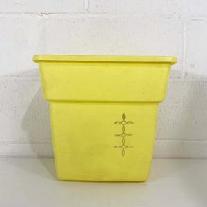 Vintage Plastic Waste Basket Sunshine Yellow Gold Trash Can Retro Storage Office Crafts Bathroom 1970s 70s