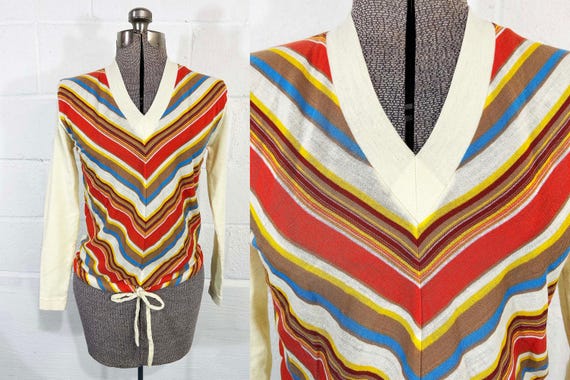 Vintage Chevron Knit Sweater Rainbow Pullover Jumper Long Sleeved Helen Sue 1970s Small