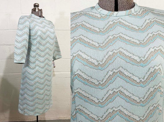 Vintage Floral Shift Dress Blue Mock Neck Mod Chevron Zigzag 3/4 Sleeve Knit Scooter 1960s Medium Small