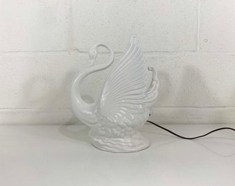 Vintage Maddux California White Swan TV Lamp Planter Ceramic Night Light Hollywood Regency Accent Lighting Decor Art Deco Lamp Table 1950s