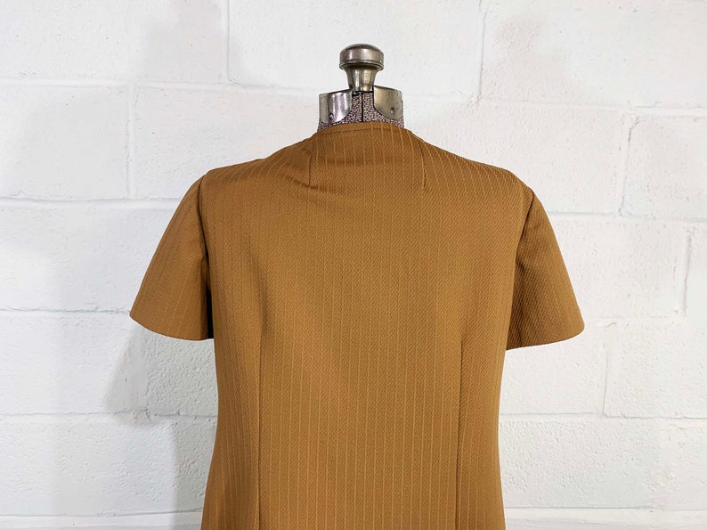 Vintage Brown Shift Dress 60s Mod Tan Coffee Teak 1960s Mini Mod Twiggy Short Sleeve Large XL image 7