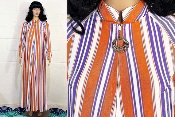 Vintage Kaftan Robe Zip Front Maxi Long Sleeve Striped Chevron Stripe Costume Halloween Pajamas Housecoat Mod A-Line 1970s 1960s Medium