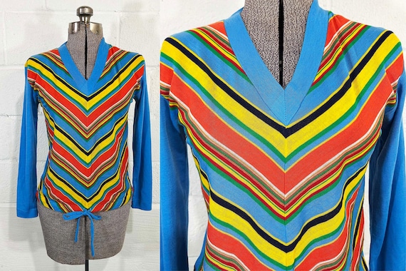 Vintage Chevron Knit Sweater Rainbow Pullover Jumper Long Sleeved Helen Sue 1970s Small