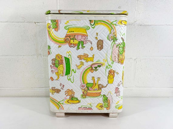 Vintage Noah’s Ark Laundry Hamper Quilted Basket Bin Toy Storage Bathroom Bedroom Nursery Redmon 1950s 1960s