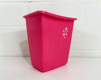 Vintage Rubbermaid Waste Basket Groovy Barbie Pink White Flowers Trash Can Flower Power Retro Plastic Office Bathroom Dopamine Decor 1960s