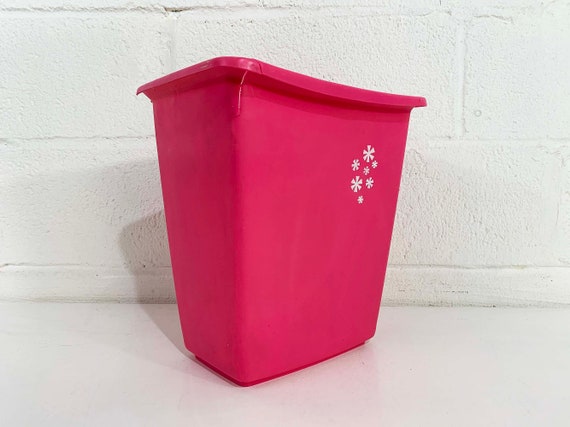 Vintage Rubbermaid Waste Basket Groovy Barbie Pink White Flowers Trash Can Flower Power Retro Plastic Office Bathroom Dopamine Decor 1960s