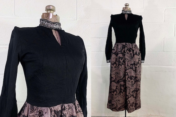 Vintage Black Maxi Dress Long Sleeves Mod Silver Formal Evening Party Hostess Gown New Year's Eve 60s 1960s Paisley Gray Skirt XS Small